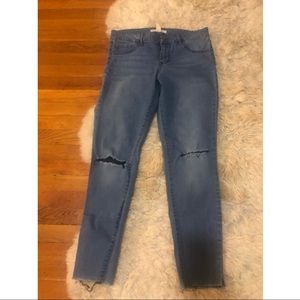 Forever 21 skinny jeans 29 ripped light blue